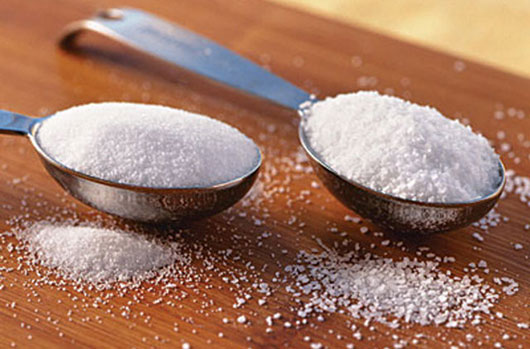 Що небезпечніше для гіпертоніків - сіль чи цукор?